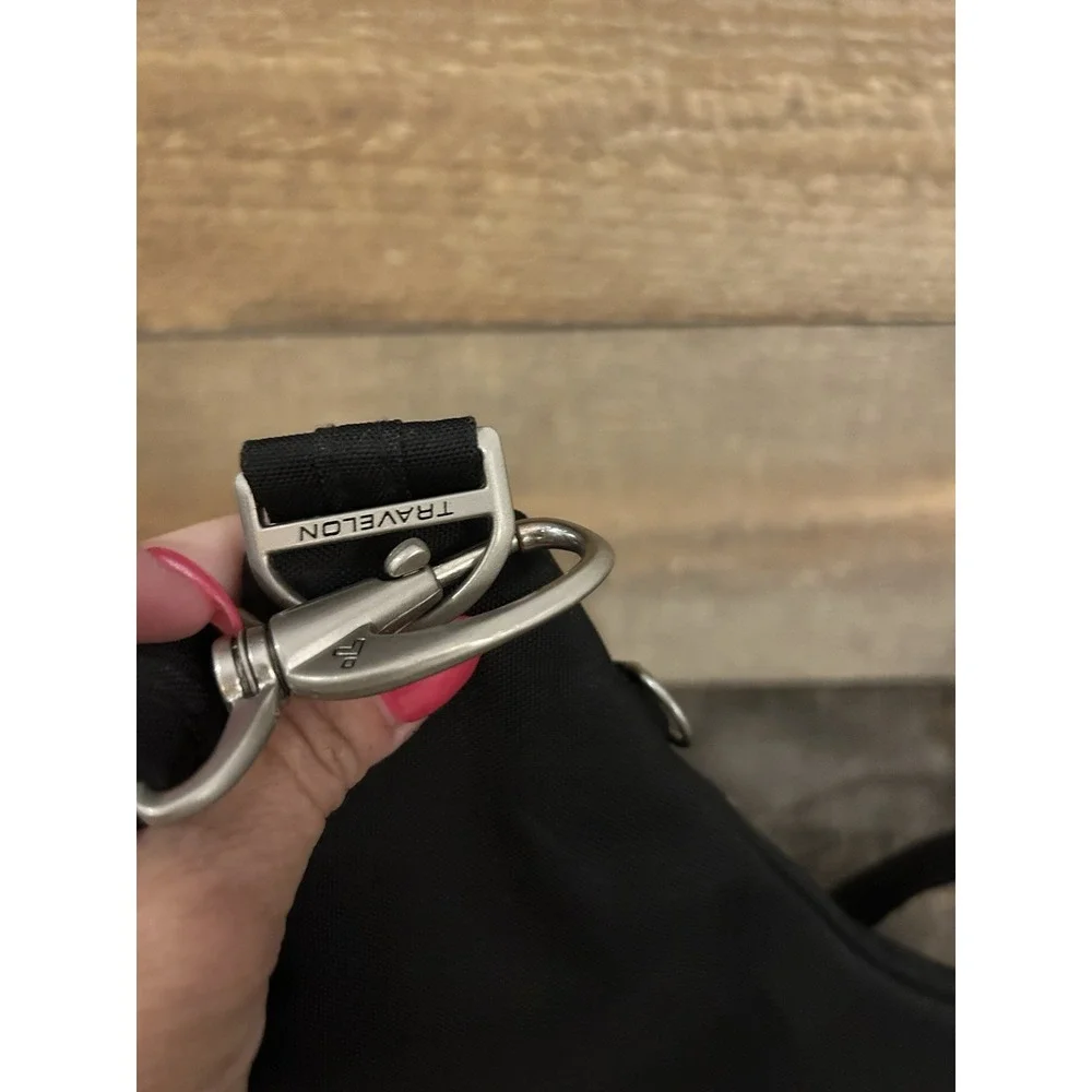Travelon Anti-theft Classic Crossbody‎ Purse Travel Bag